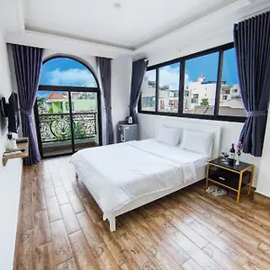 Aparthotel The Passion Airport