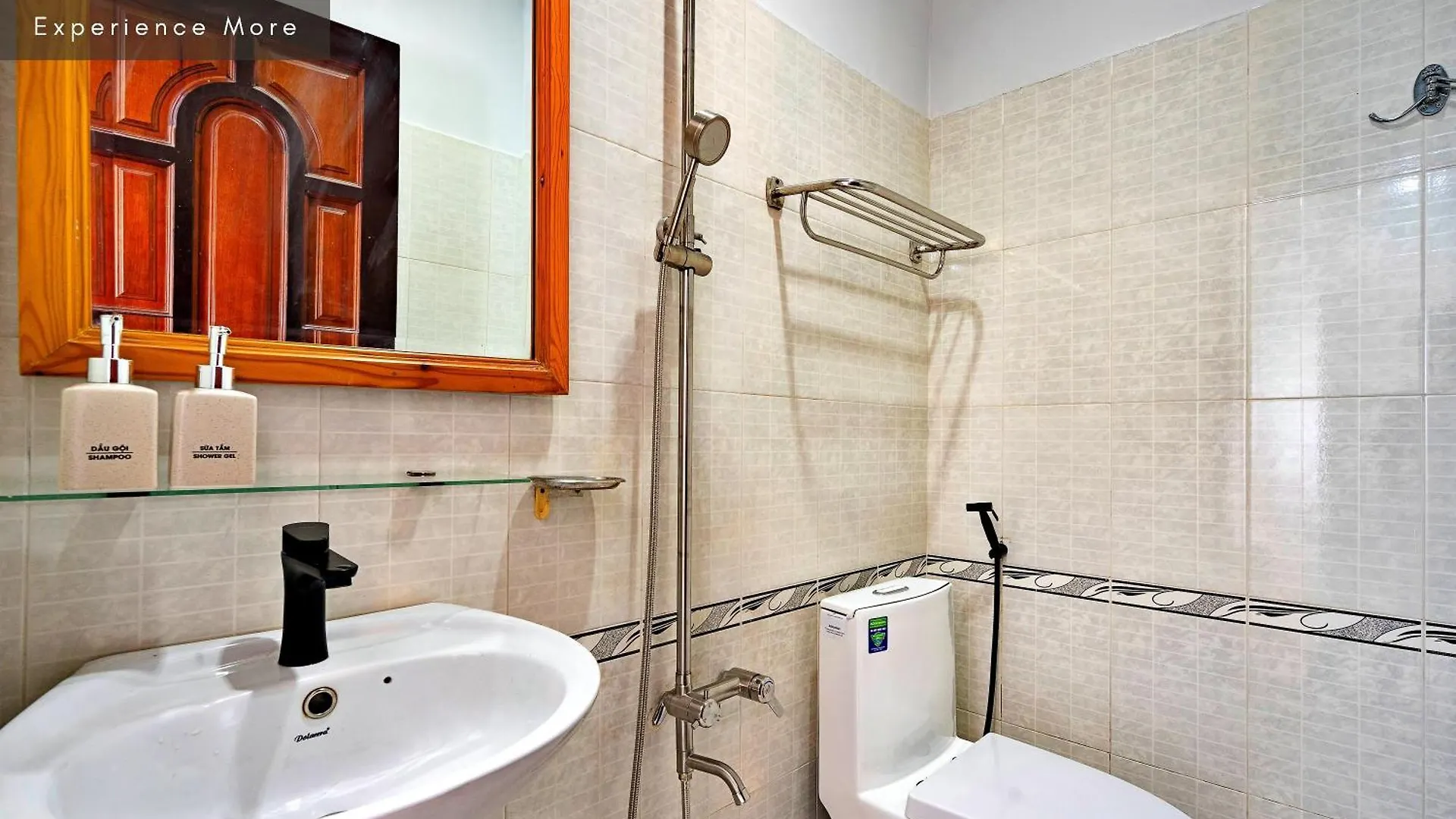 Hanz 137 Vivianne Hotel De Tham Ho Chi Minh City 3*,